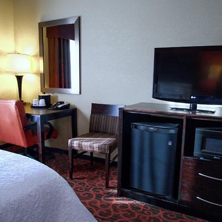 Hampton Inn & Suites Елк-Сіті Екстер'єр фото