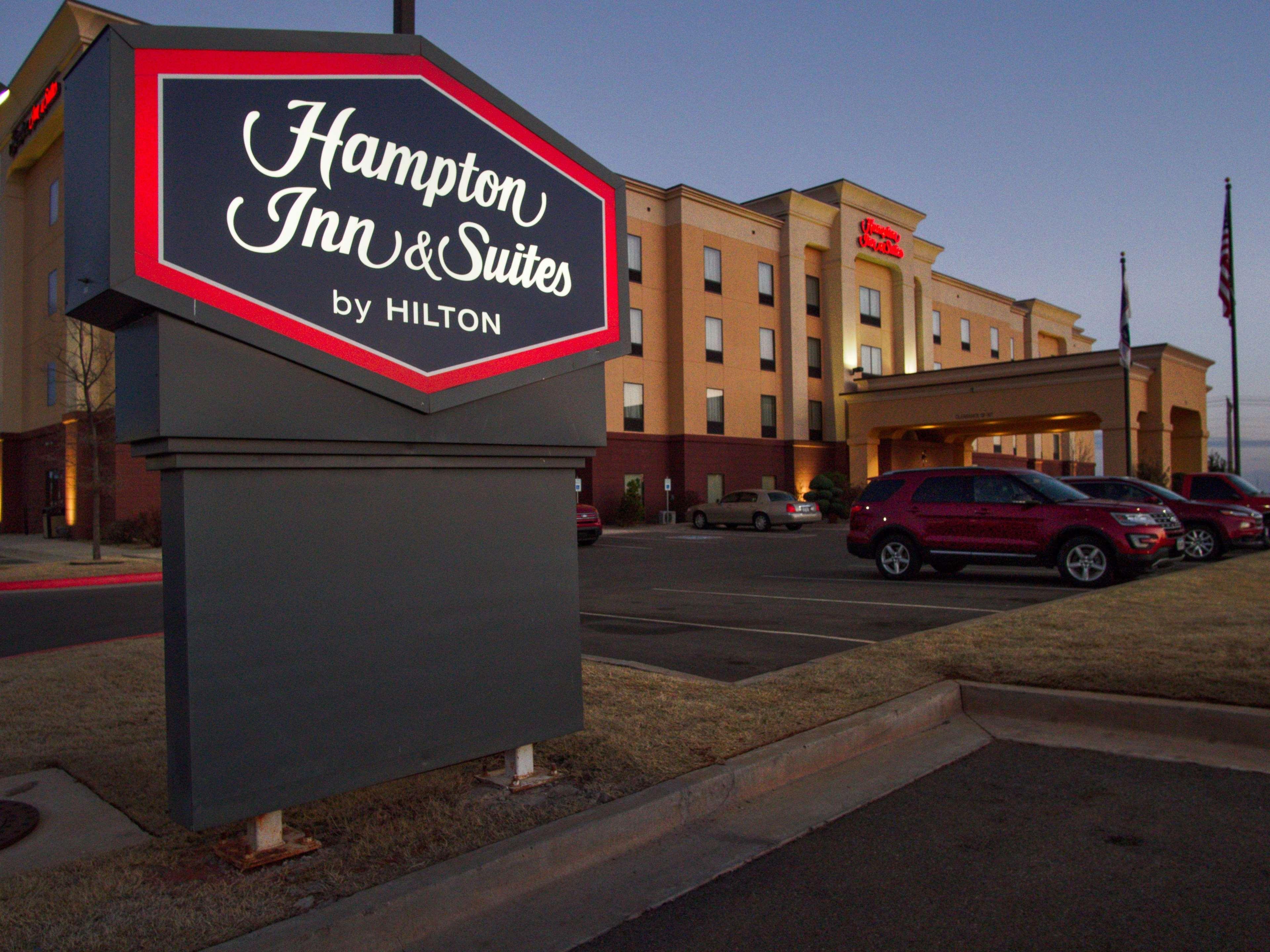 Hampton Inn & Suites Елк-Сіті Екстер'єр фото
