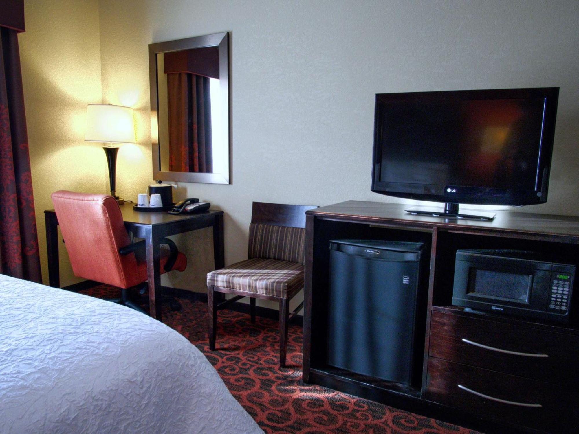 Hampton Inn & Suites Елк-Сіті Екстер'єр фото